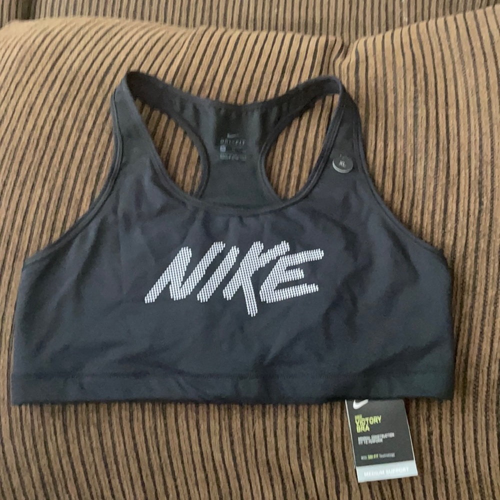 Sports bra